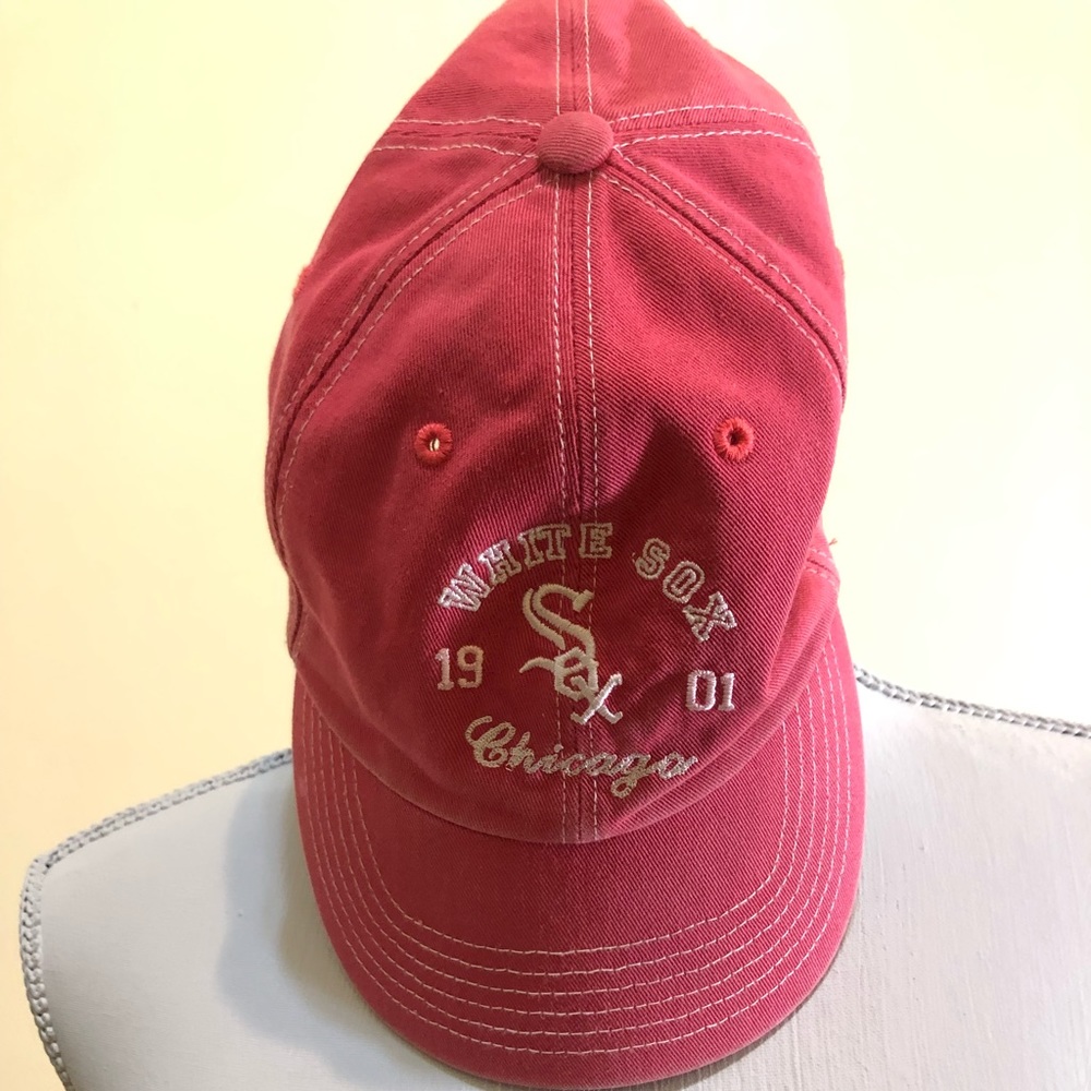 White Sox pink hat